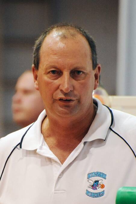 Steve Bruce coaching the Hornets in 2009.