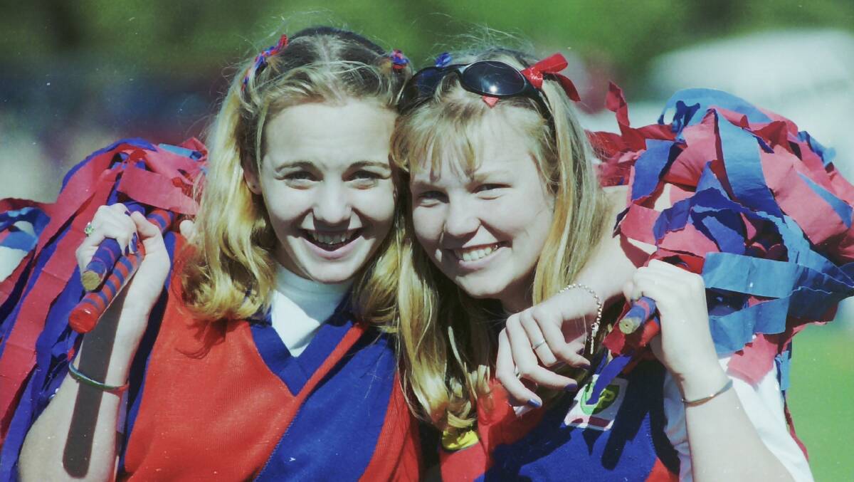 Fans supporting at the 1998 grand final between Kalkee and Rupanyup.