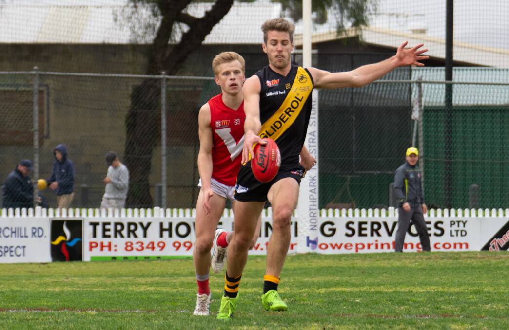 GOOD SEASON: Chris Curran had a good year for the Glenelg seniors in the SANFL. Picture: FLASH GORDON PHOTOGRAPHY 