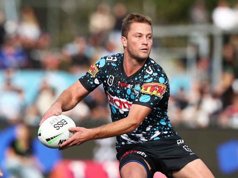 Matt Moylan has signed on with the Sharks for another season.