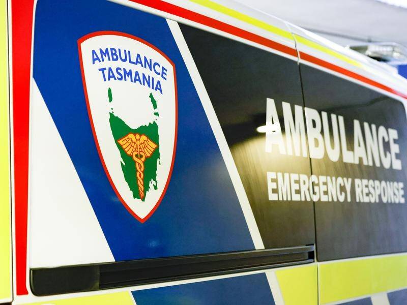A report has put a spotlight on Ambulance Tasmania's "unhealthy organisational culture": (Rob Blakers/AAP PHOTOS)