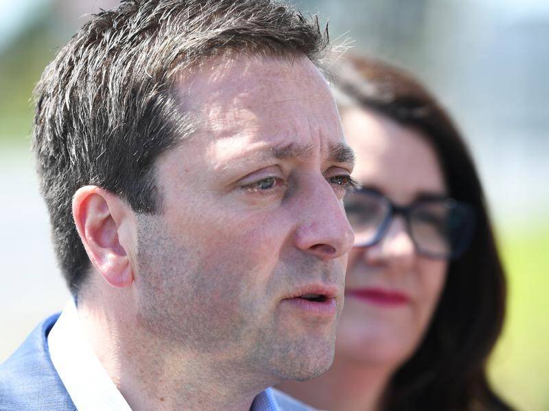 Victorian Opposition Leader Matthew Guy has made a $1b announcement on roads.