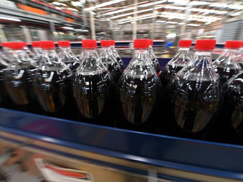 The government will force standards on the packaging industry, after self-regulation failed. (James Ross/AAP PHOTOS)