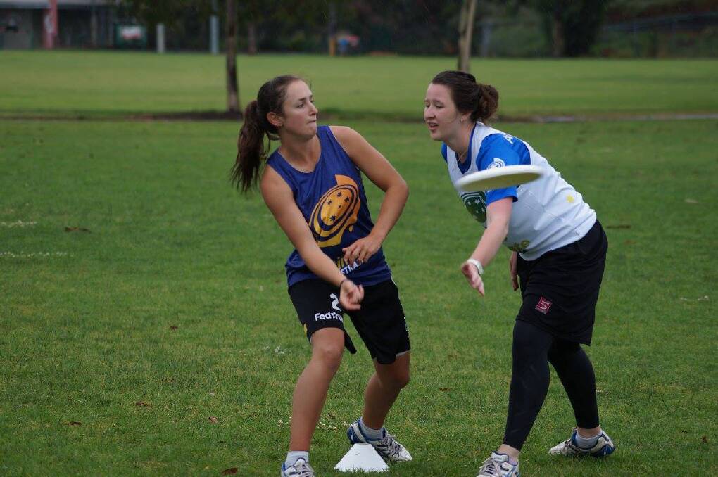 OFF TO LONDON: Serviceton's Lauren Tink, left, will compete at the World Flying Disc Federation 2015 World Under-23 Ultimate Championships. Picture: CONTRIBUTED
