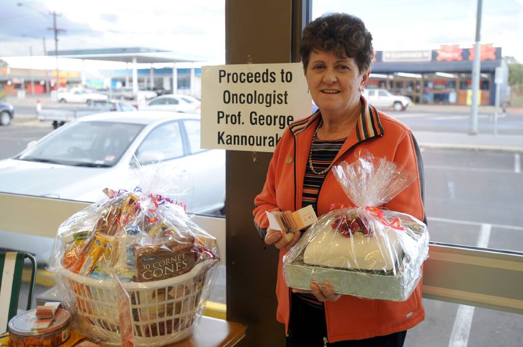 RIGHTEOUS RAFFLE: Lee Barber is part of a group that is raising money for the research of Ballarat oncologist George Kannourakis. Picture: MELINDA SCHMIDT