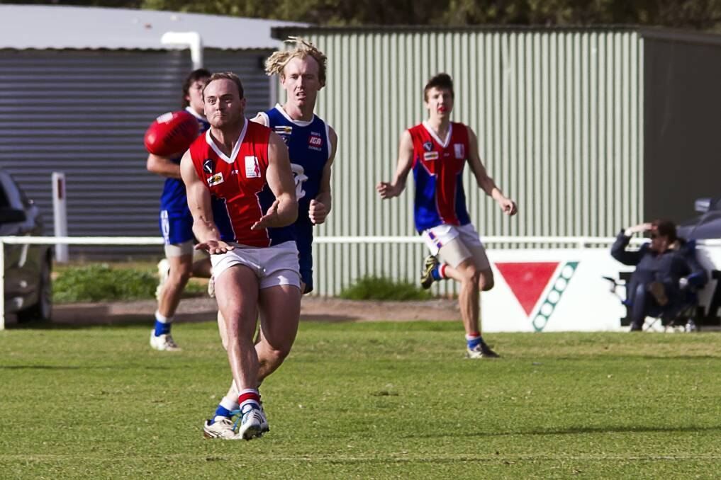 Nick Coghlan proved a key for St Arnaud at the weekend. Picture: JASON SMITH