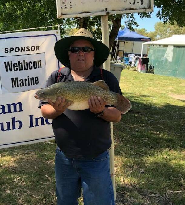 NICE CATCH: Open winner Kelvin Robinson with his big 4.505 cod caught during last weekend's Horsham Angling Club competition.
