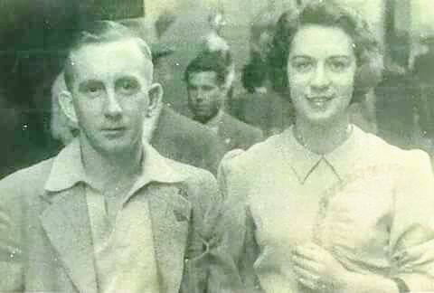 Lovers: Allan Bye and Joan Bye met when Allan arrived home in Adelong after the war. Photo: Howard Bye. 