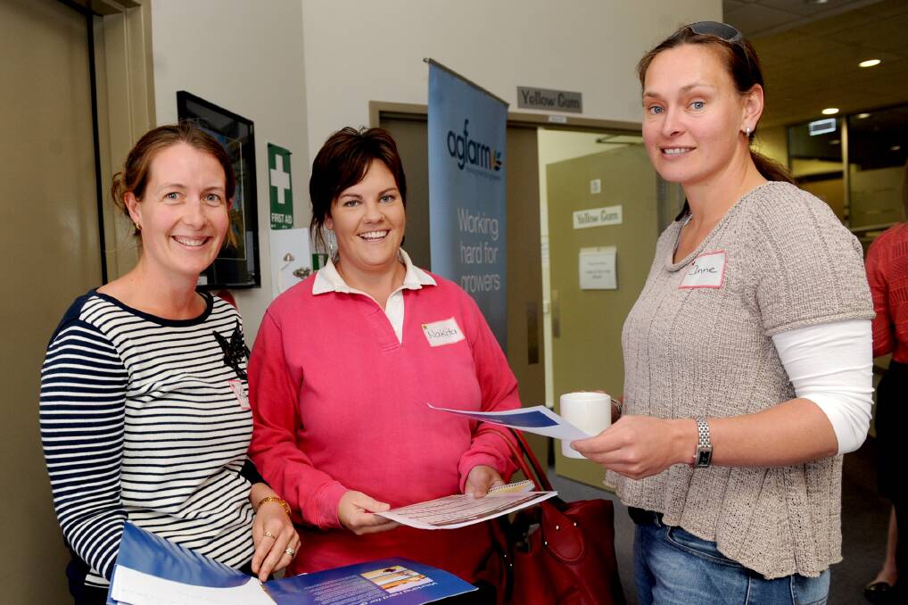 Kate Jenkinson of Kalkee, Nakita Jewell of Kaniva and Anne Henry of Streatham get acquainted at an Agfarm women in grain event in Horsham.  Picture: SAMANTHA CAMARRI