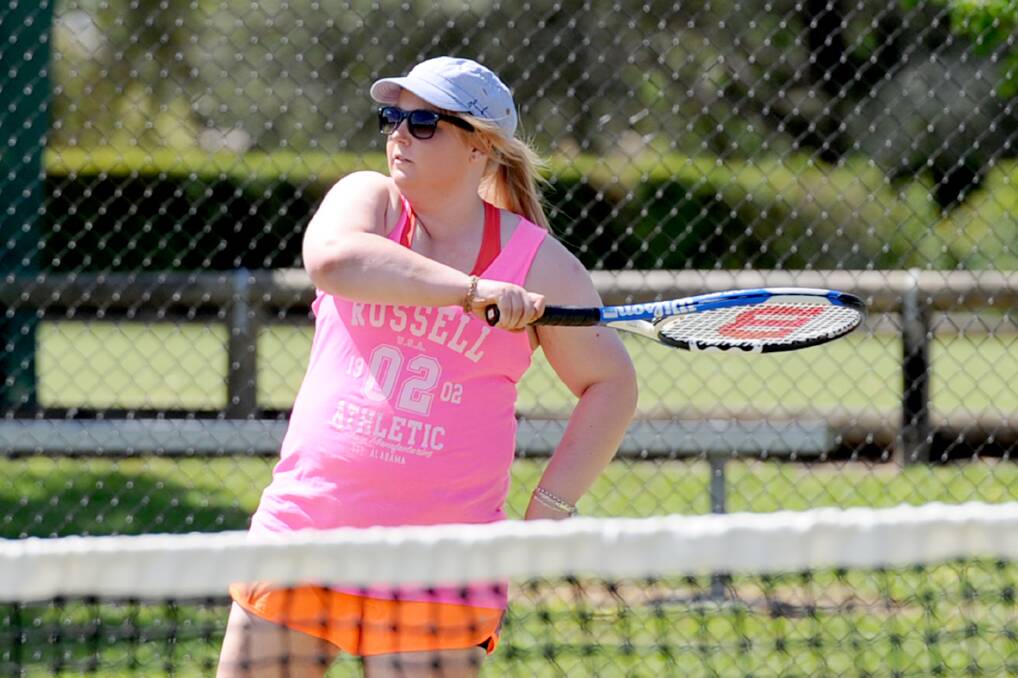 Danielle Willis watches her shot for Horsham Lawn O'Connor during her A Special match. Picture: SAMANTHA CAMARRI 
