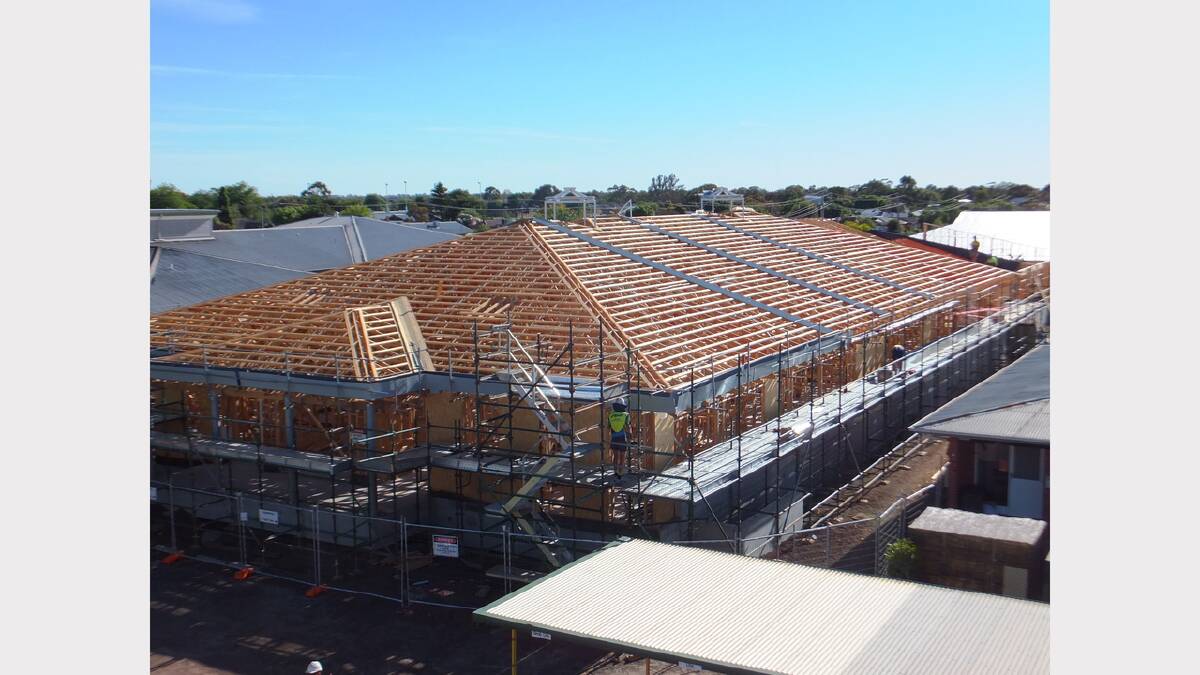 TICKING ALONG: Wimmera Health Care Group’s new sub-acute unit in Horsham is taking shape. 
